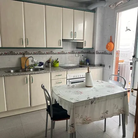 Habitación en casa particular Centro Privada En Compartido