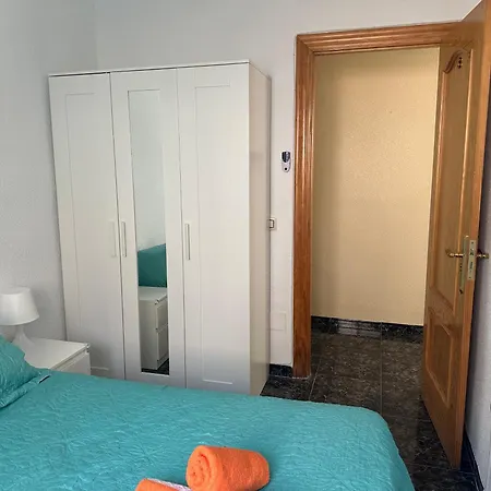 Habitación en casa particular Centro Privada En Compartido Almería
