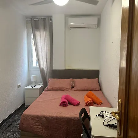 Centro Privada En Compartido Habitación en casa particular Almería