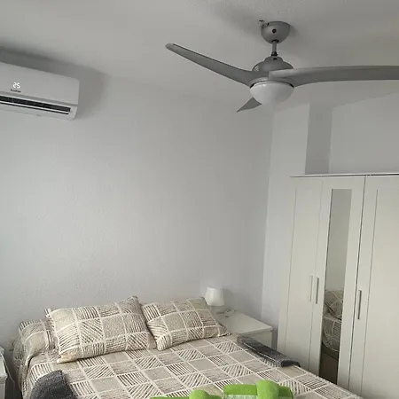 Habitación en casa particular Centro Privada En Compartido