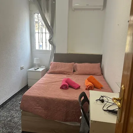 Centro Privada En Compartido Habitación en casa particular Almería