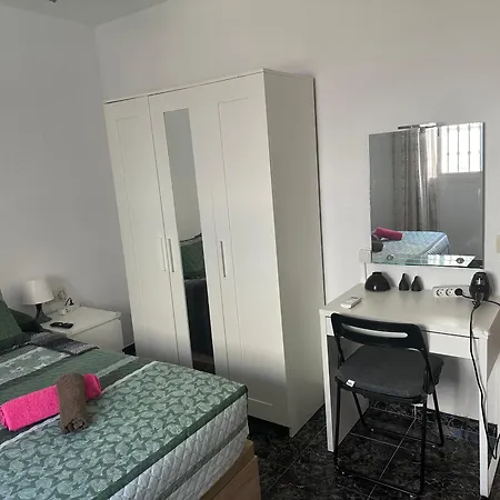 Habitación en casa particular Centro Privada En Compartido *