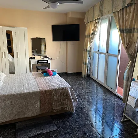 Centro Privada En Compartido Habitación en casa particular Almería